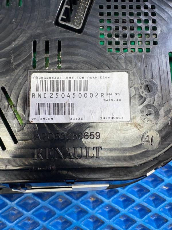 Панель приборов Renault Megane III (2008—2014) Renault 14 оригинальный номер 250450002r