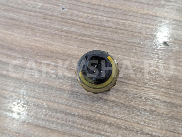 Датчик давления масла Nissan Qashqai оригинальный номер 252402DT0A