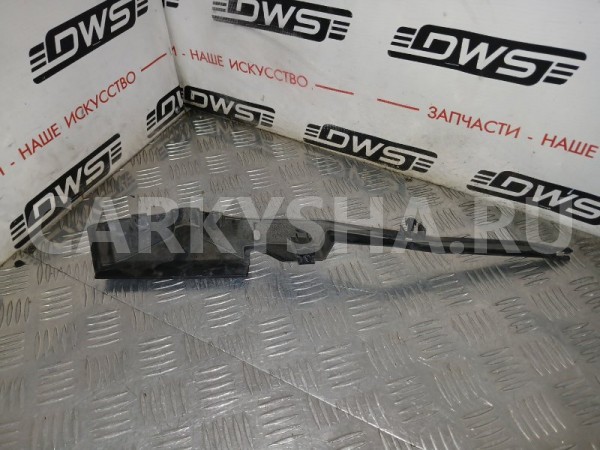 Накладка замка капота Lexus GS 