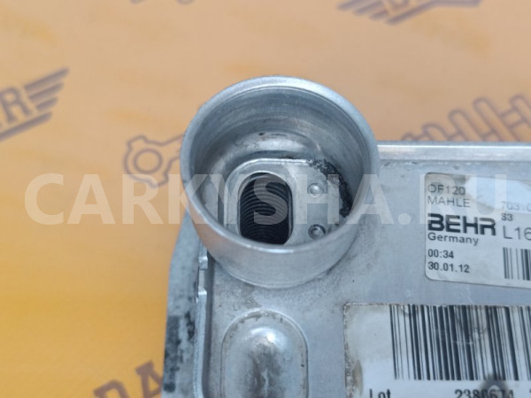 Масляный радиатор BMW X1 E84 N47D20C 2.0D 2012 BMW X1 