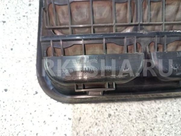 Решетка вентиляционная Audi Q7 4M (2015—2020) Audi Q7 оригинальный номер 4m0819181