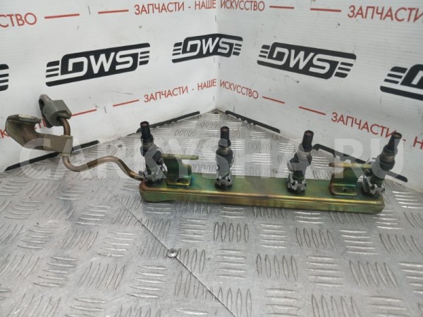 Форсунка топливная Nissan Tiida 