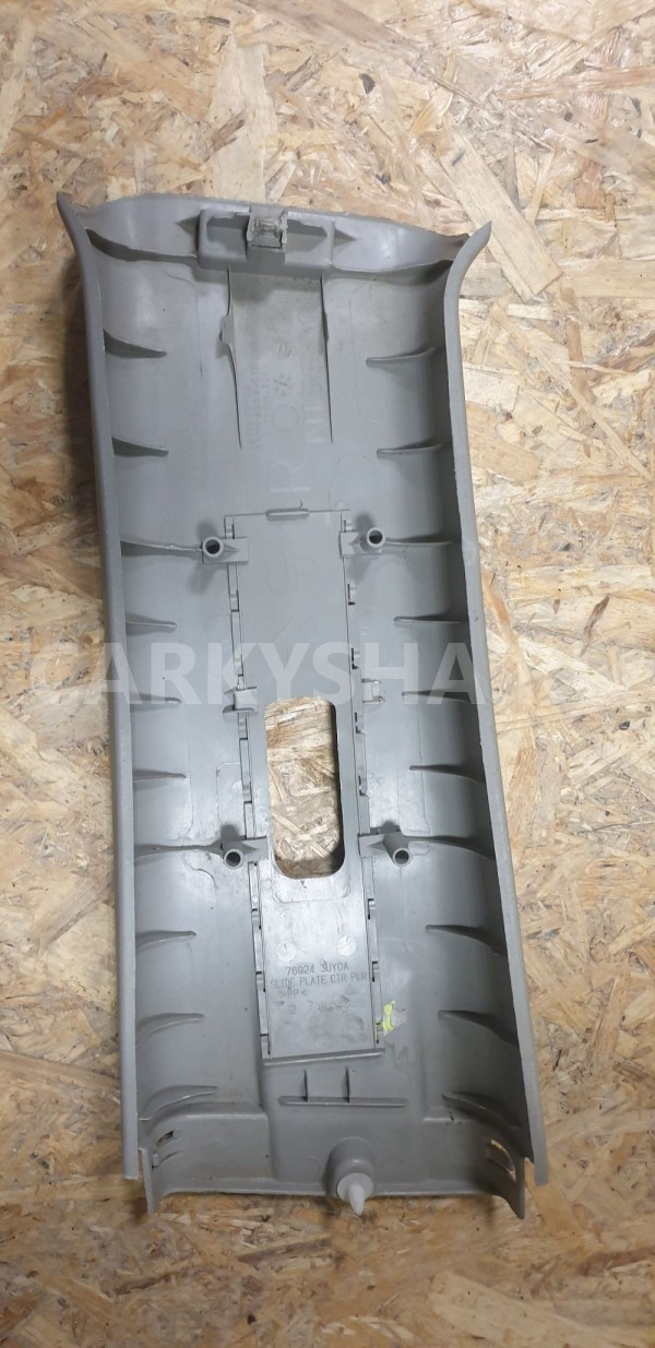 Обшивка стойки правая Nissan X-trail t31 Nissan X-Trail оригинальный номер 769243uy0a