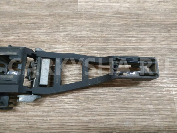 Кронштейн ручки Ford Focus 