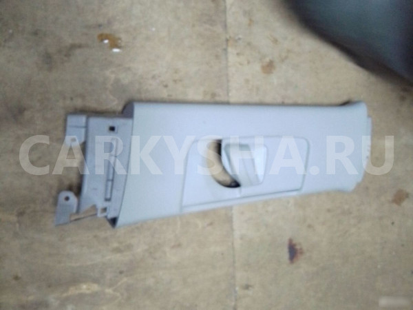 Облицовка средней стойки левая Toyota Auris Toyota Auris оригинальный номер 73024-02011