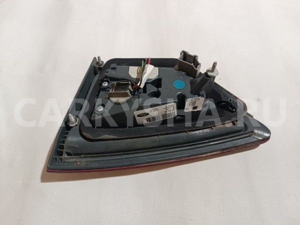 Фонарь задний внутренний левый Ford Mondeo 