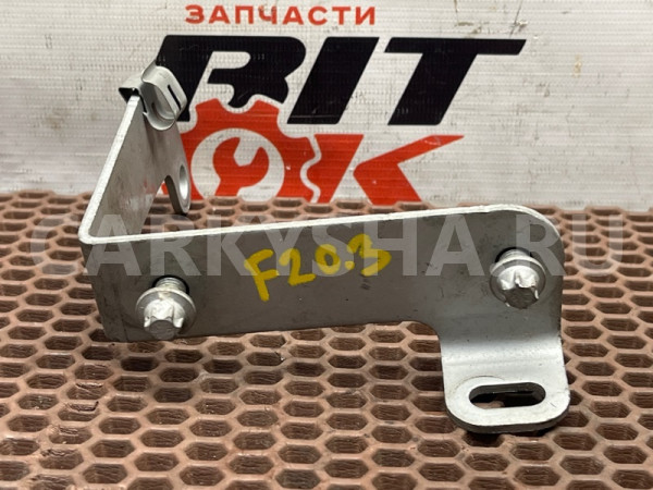 Кронштейн BMW X1 оригинальный номер 18 30 7 615 523, 18 30 7 615 523, 18307615523, 7615523