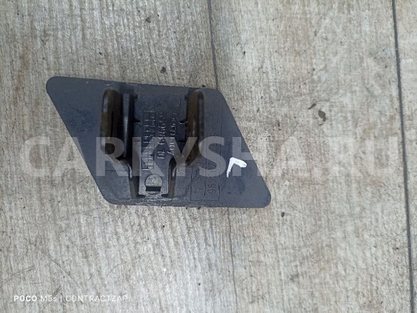 Накладка омывателя фары левая, BMW E90 рест.. BMW 3er оригинальный номер 65998910