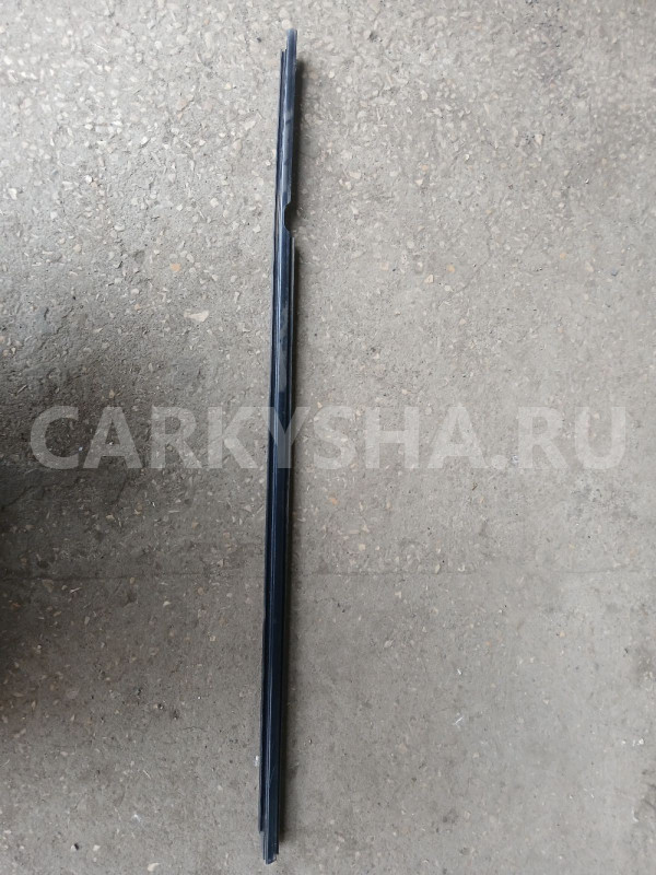 Бархотка внутренняя задняя левая Mitsubishi Lancer Mitsubishi i оригинальный номер MR526253