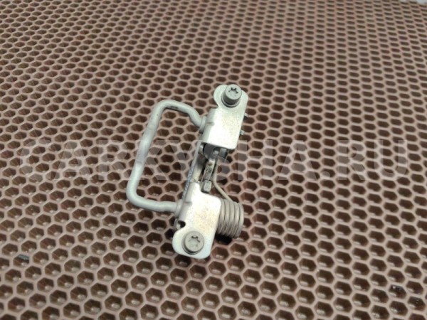 Замок капота BMW X3 