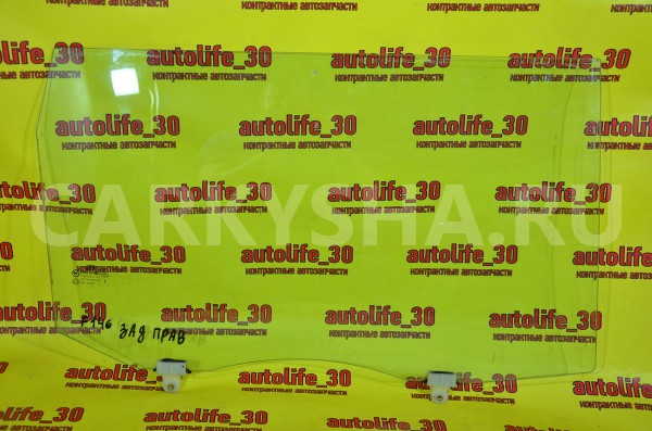 Стекло боковое Kia Soul 