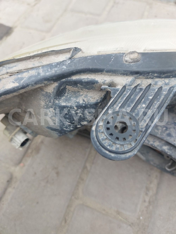 Фара передняя левая Hyundai Getz Hyundai Getz оригинальный номер 921011C040