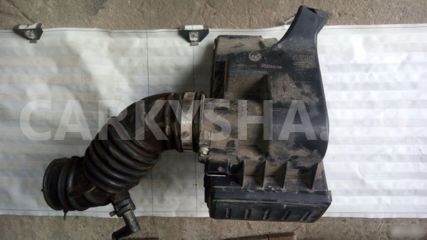 Корпус воздушного фильтра ниссан ноут Note Nissan Note оригинальный номер 16500ED000