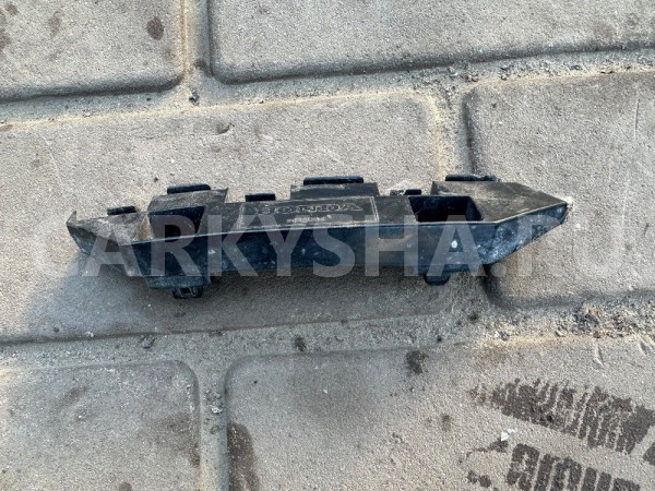Кронштейн переднего бампера правый Honda Civic 9FB Honda Civic 