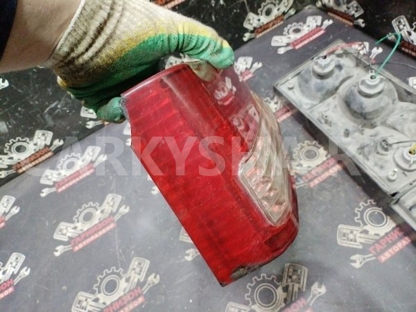 Фонарь задний Ваз 2109 2108 2114 Клюшки ВАЗ (Lada) 2114 оригинальный номер FP21083716T