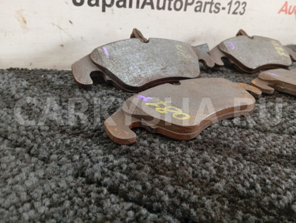 Колодки тормозные передние Audi A6 2012 Audi A6 