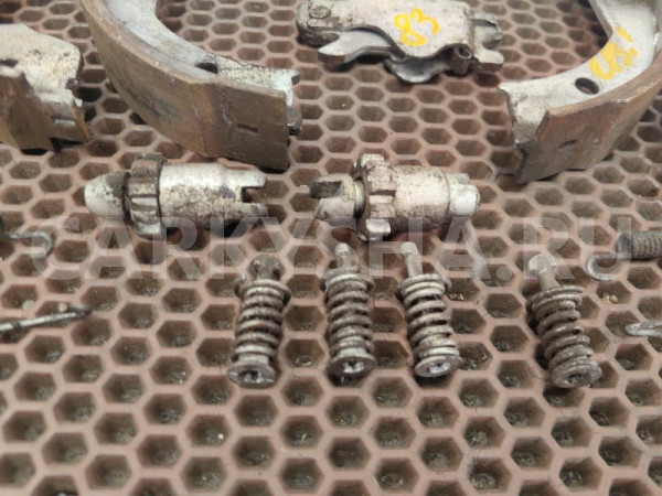 Колодки ручника BMW X3 оригинальный номер 34 41 0 417 558, 34 41 0 417 558, 34410417558, 0417558, 34 41 0 304 483, 34410304483, 0304483, 34 41 6 761 293, 34416761293, 6761293, 34 41 0 393 646, 34410393646, 0393646, 34 41 6 756 538, 34416756538, 6756538, 34 41 0 148 879, 34410148879, 0148879, 34 4