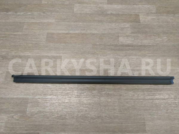 Накладка стекла заднего левого Volkswagen Tiguan оригинальный номер 5N0839479A5AP
