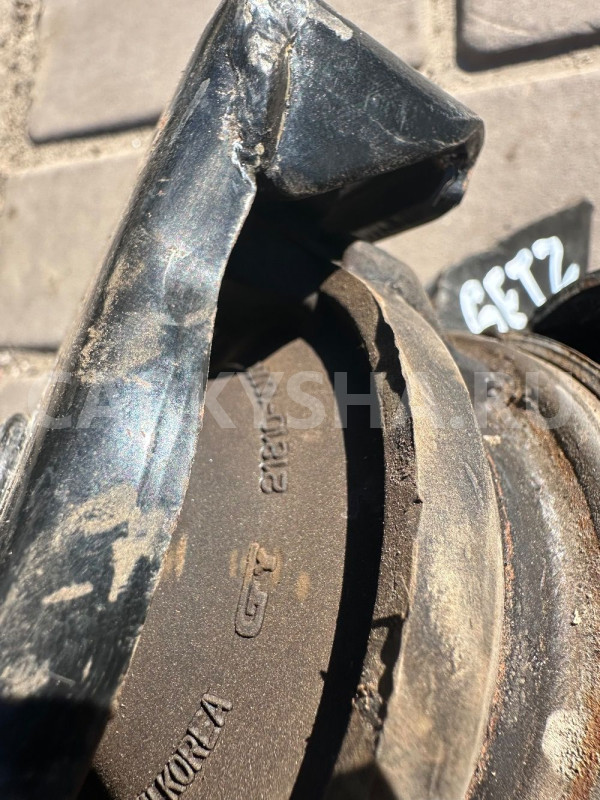 Опора двигателя правая Hyundai Getz Hyundai Getz оригинальный номер 218101C220