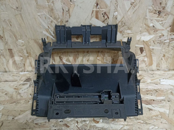 Накладка торпедо Opel Astra J Opel Astra оригинальный номер 13362791