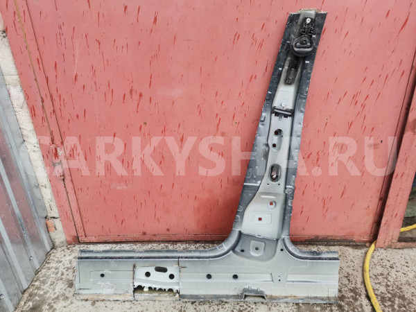 Порог кузовной Mercedes-Benz C-Class 2008 W204 271.950 Mercedes-Benz C-klasse 