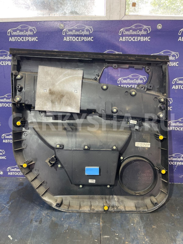 Обшивка задней двери правая SsangYong Actyon Sport Ssang Yong Actyon оригинальный номер 732A232500LAM