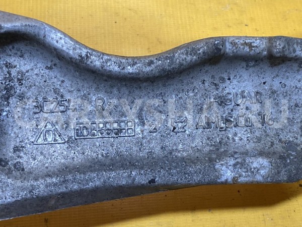 Рычаг передний нижний правый прямой Jaguar XF X250 Jaguar XF оригинальный номер C2P19954