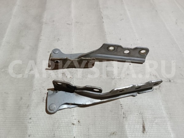 Петля капота Mitsubishi Lancer 