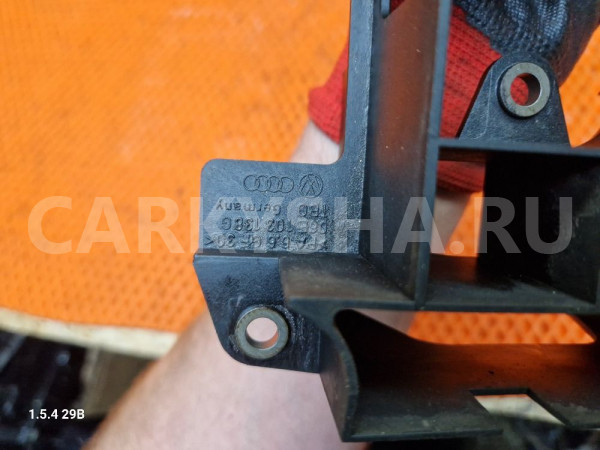 маслоотражатель audi a6 c6 CAJA 3.0 Audi 200 оригинальный номер 06e103138g