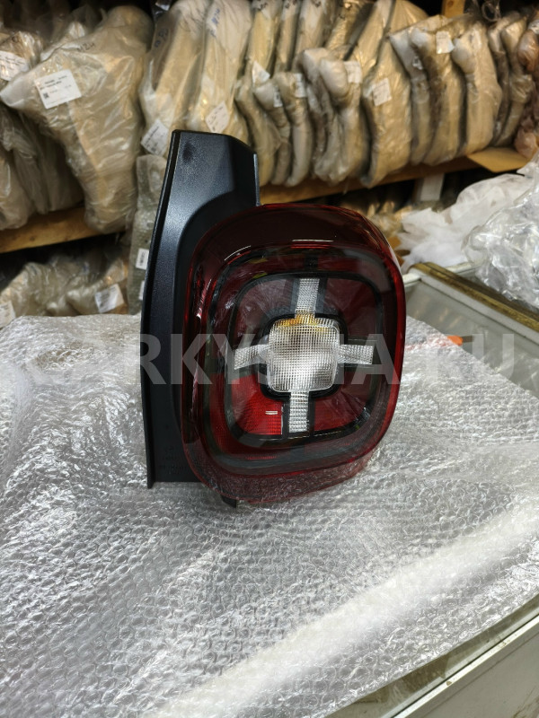 Фонарь задний   21- Renault Duster II  оригинальный номер 265503601R