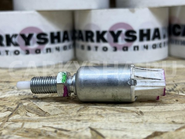 Концевик педали сцепления Toyota Corolla XII (E210) – седан оригинальный номер 88280-42010