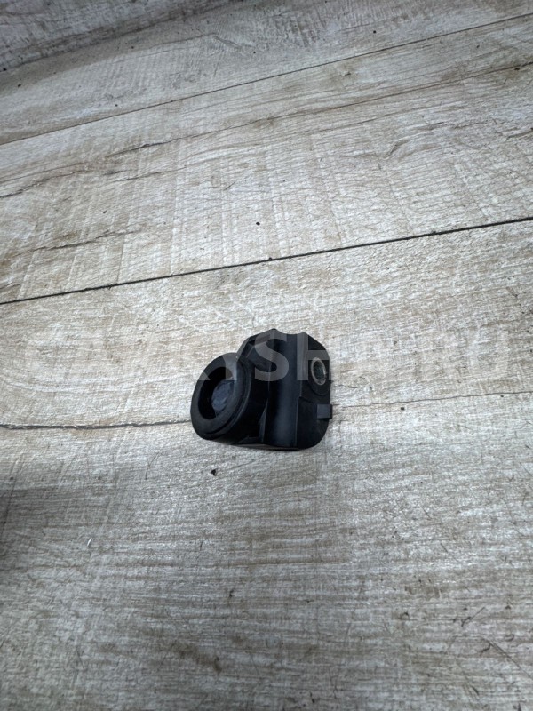 Кронштейны радиатора кондиционера Suzuki Kizashi Suzuki Kizashi оригинальный номер 9539157l0