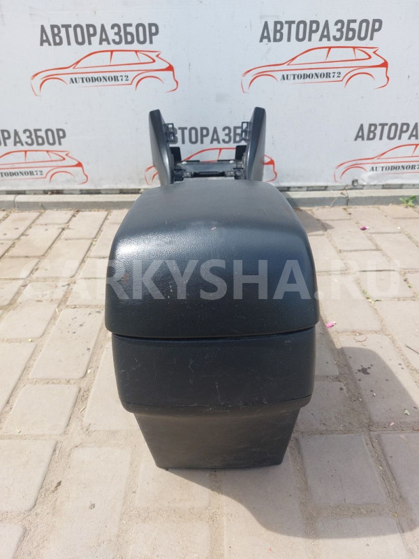 Центральная консоль Mazda 3 BK Mazda 2 оригинальный номер BP4K64441