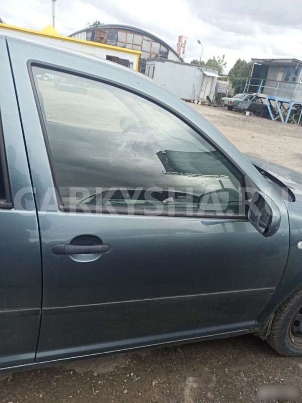 Дверь передняя на Volkswagen Bora Volkswagen Bora оригинальный номер 1J4831056H
