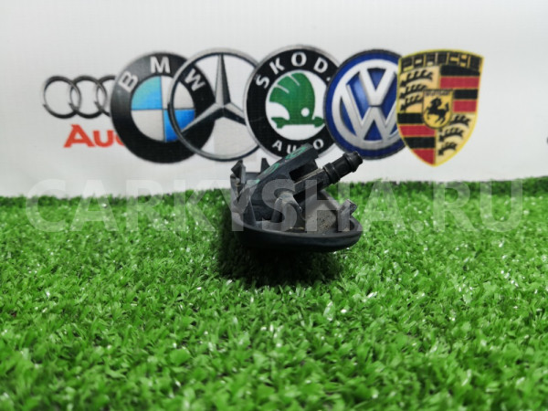 Форсунка омывателя Volkswagen Passat 2012 Volkswagen Passat