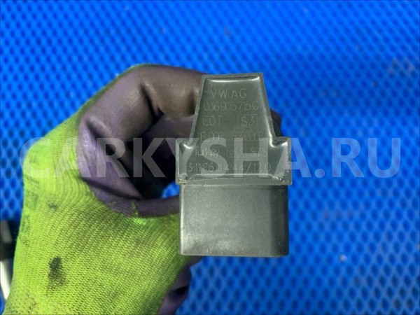 Катушка зажигания VW Polo 5 CFN CFNA Volkswagen Polo оригинальный номер 036905715G
