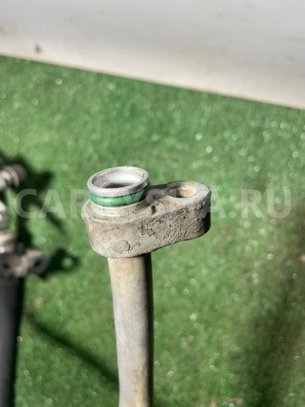 Трубка кондиционера Toyota Camry оригинальный номер 8871033260, 88716-33370, 4434400720, 8871206060