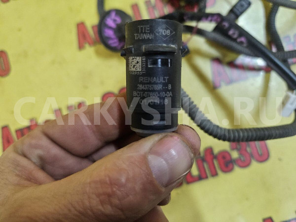 Парковочный радар/парктроник (к-кт) Renault 18 оригинальный номер 240157885RF