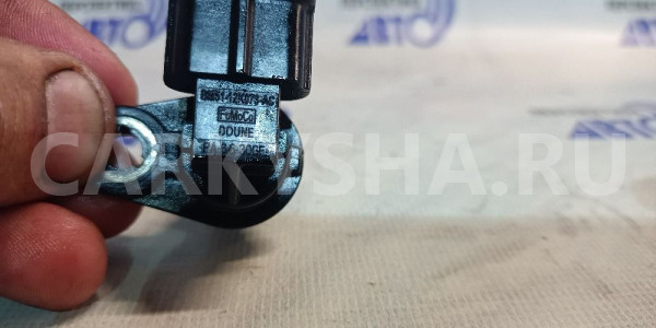 Датчик положения распредвала FORD KUGA 2 1,6 Volvo S60 оригинальный номер BM5112K073AC