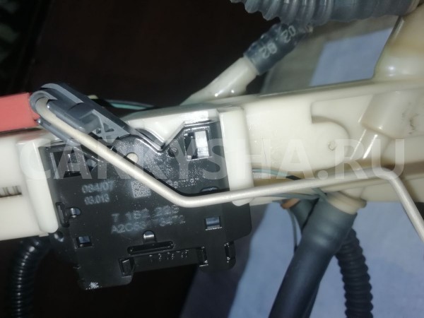 Датчик уровня топлива BMW X5 E70 (2006—2010) BMW X5 оригинальный номер 16117195469