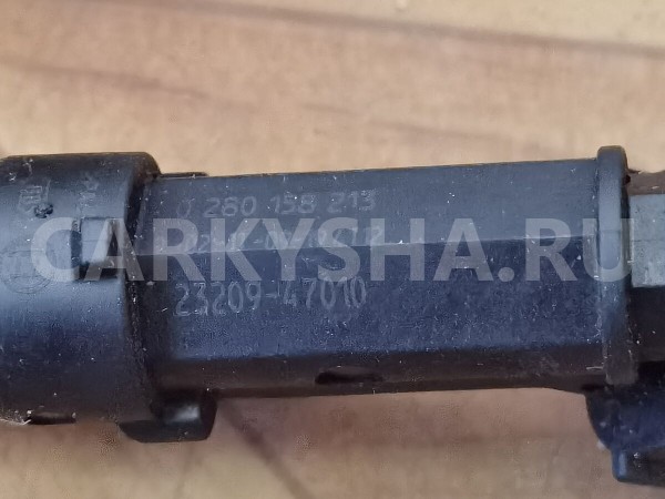 Форсунка инжекторная электрическая Toyota Vitz оригинальный номер 2320947010