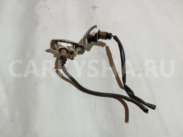 Повторитель на крыло белый Kia Sorento 