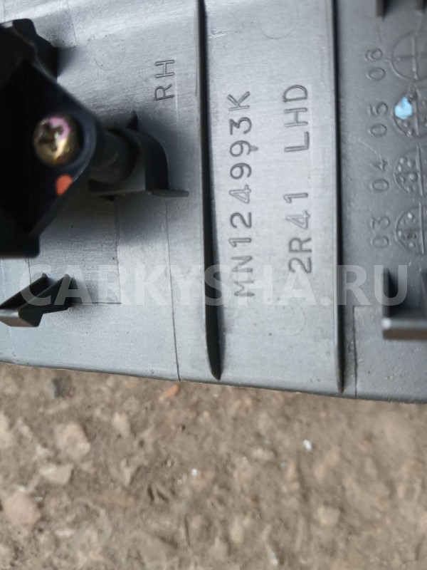 Кнопка стеклоподъемника Mitsubishi Lancer 9 Mitsubishi i оригинальный номер 8608A099