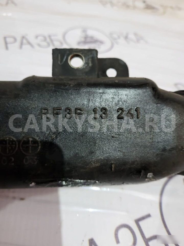 Патрубок интеркулера Mazda Premacy 1999-2005 Mazda Premacy оригинальный номер rf3f13241