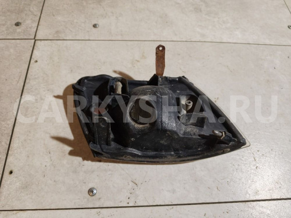 Поворотник фары левый Toyota Corona оригинальный номер 8152020650
