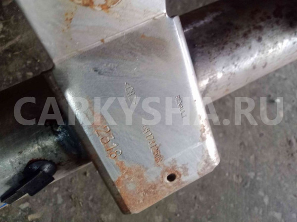 Усилитель торпедо Renault Duster I рестайлинг (2015—2021) Renault 15 оригинальный номер 681731250r