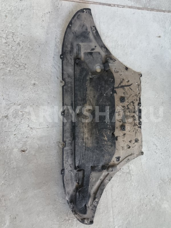 Защита двигателя Audi Q7 2017 4M0825235 4M CRTA Audi Q7 