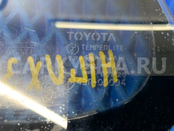 Стекло двери задней левой (форточка) 4Runner II Toyota 4runner оригинальный номер 6812489102