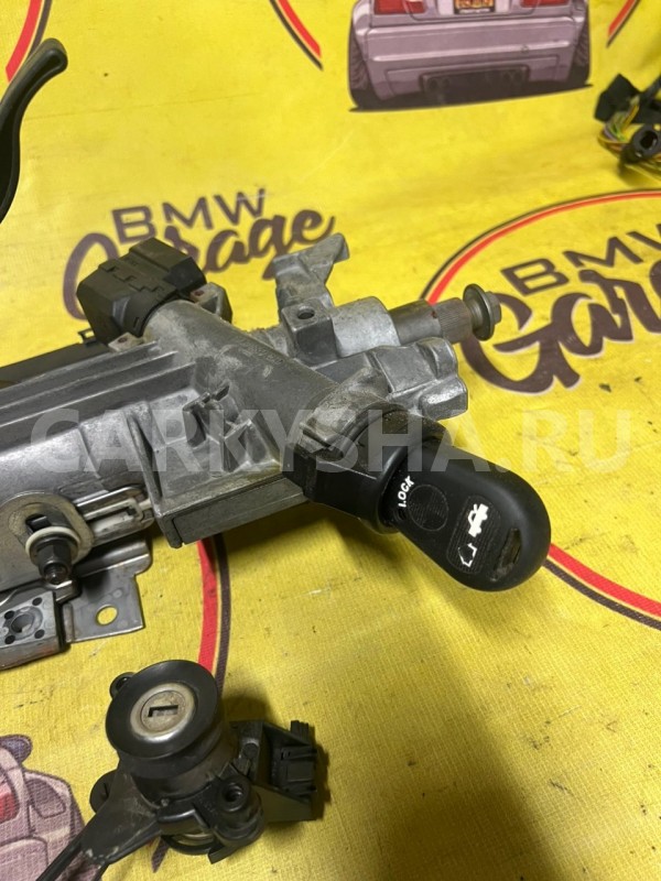 Замок BMW 3 E46 M43 1999 BMW 3er 