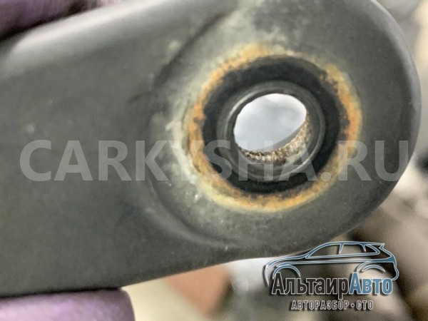 Поводок дворника переднего левого Pajero 3 4 Mitsubishi i оригинальный номер MR490071